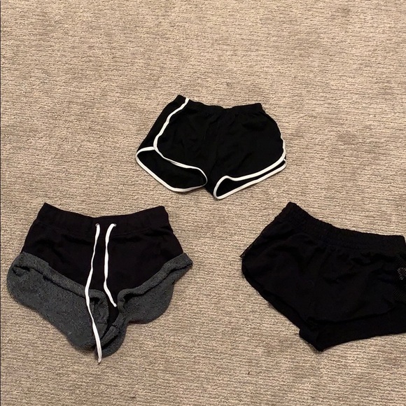 Forever 21 Pants - 2 black forever 21 shorts & black & white shorts Forever 21 Pants - 2 black forever 21 shorts & black & white shorts